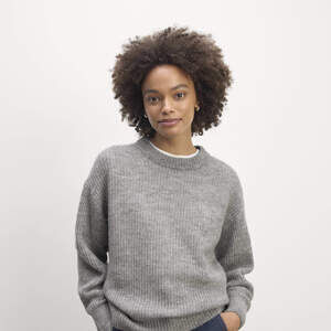 Everlane Women's Cocoon Crew Neck in Alpaca Sweater in Heather Stone Grey, Size…